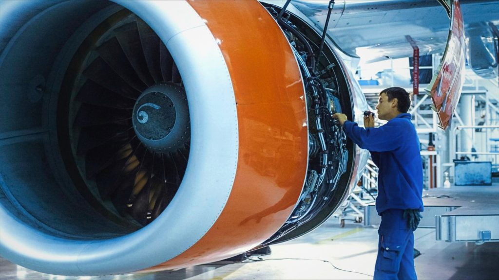uwb in aerospace mro